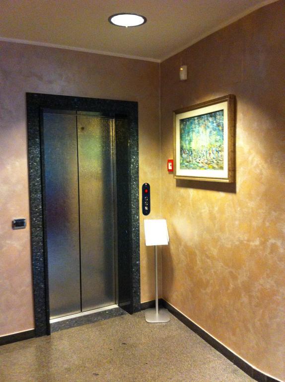 Hotel Riviera Porto San Giorgio Esterno foto